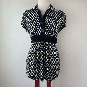 GNW Half Button Down Polka Dot Top Size M EUC